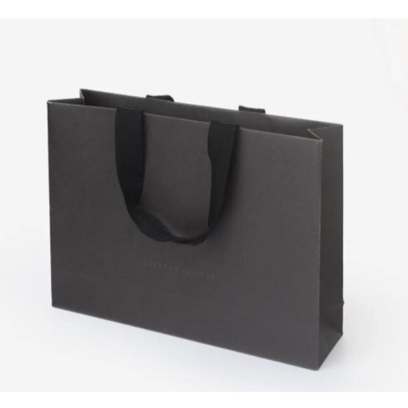 Ylellinen matta lahjapysäköinti Paper laukku logolla räätälöityyn pakkauslaukkuun
